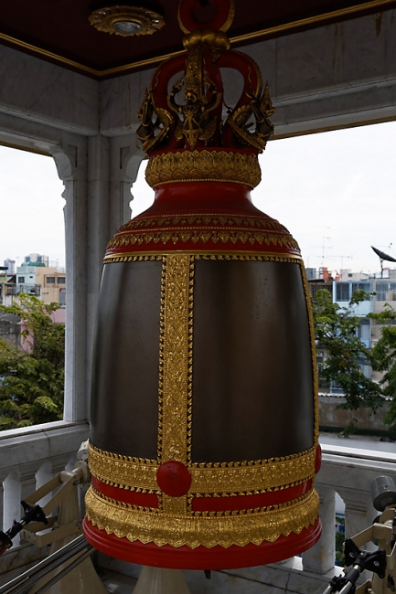 Wat Traimitr-NOV13-005